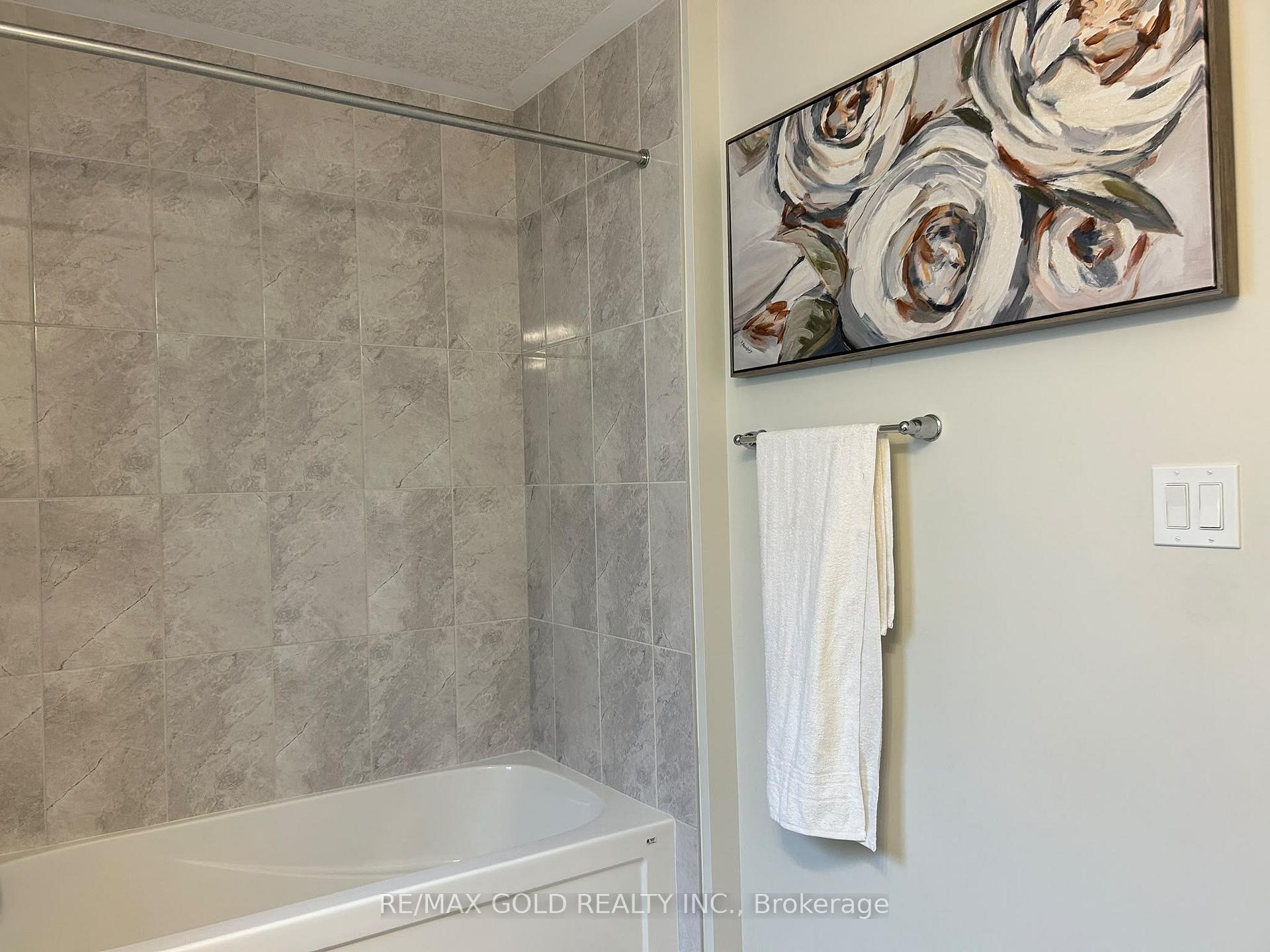 Photo 78 of 617 Benninger Drive, Kitchener, Brigadoon — HOMEH