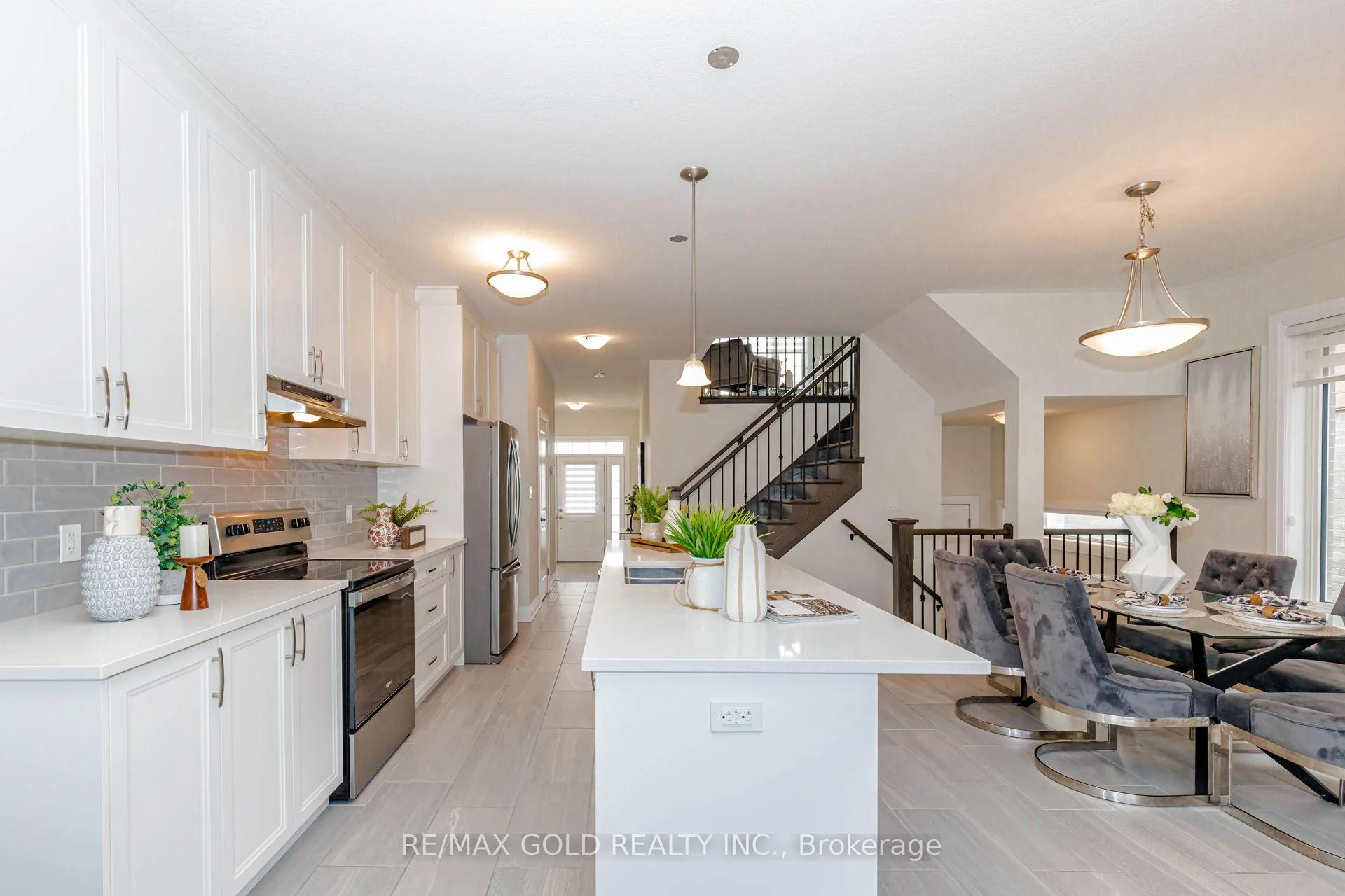 Photo 32 of 617 Benninger Drive, Kitchener, Brigadoon — HOMEH