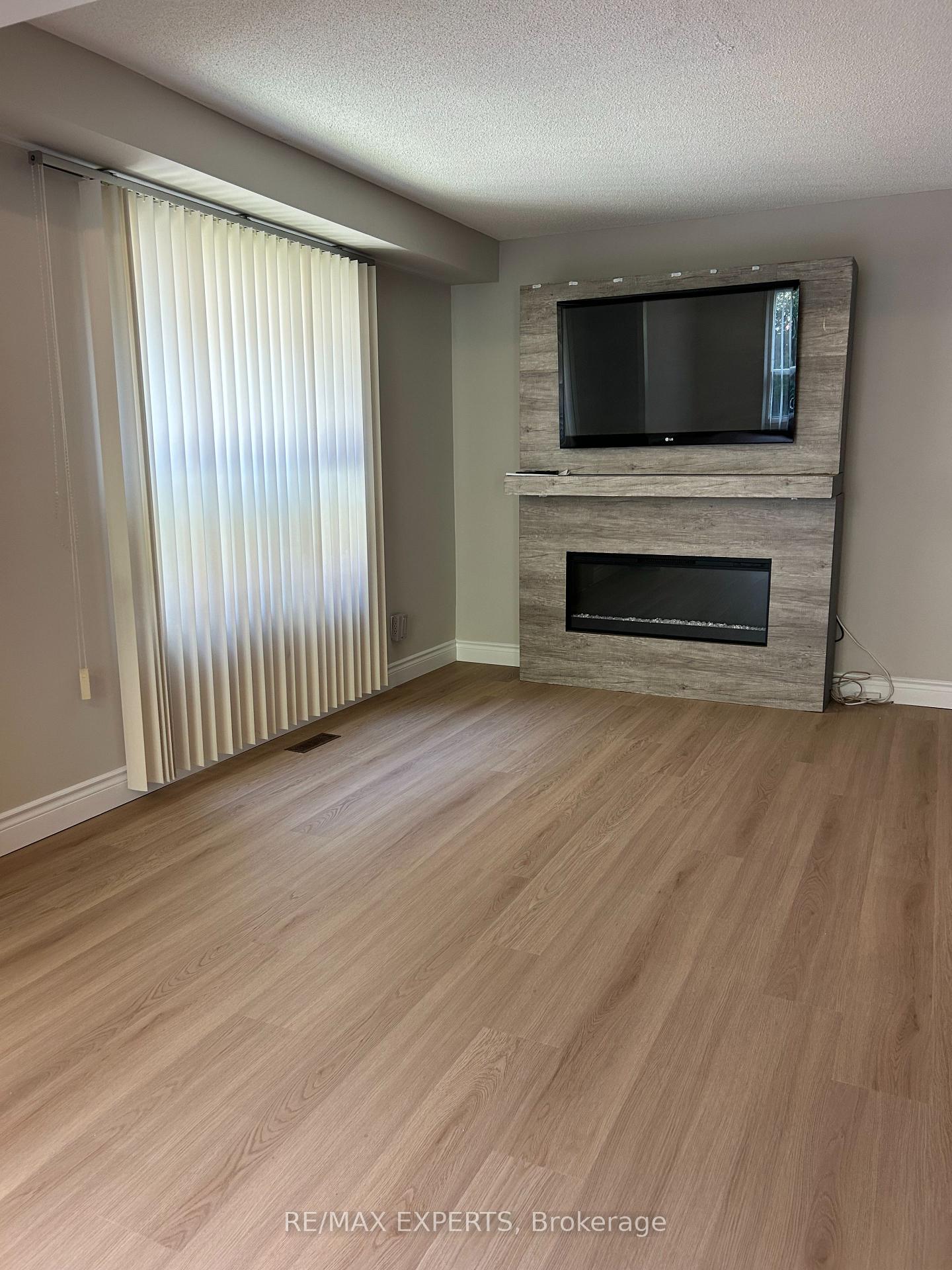 Photo 5 of 146 Dumfries Avenue, Brampton, Heart Lake West — HOMEH