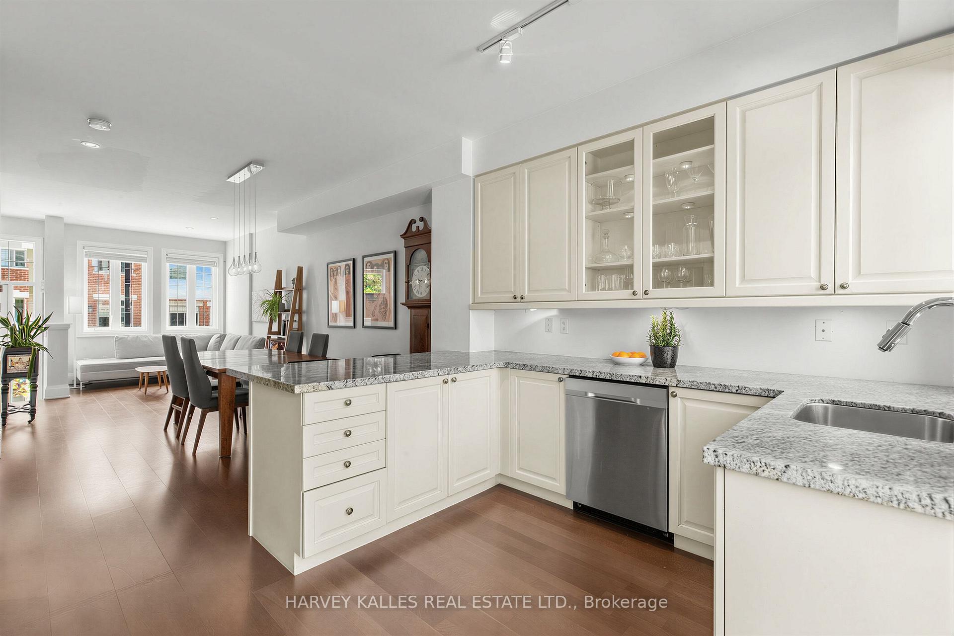 Photo 7 of 18 Sargent Lane, Toronto, East End-Danforth — HOMEH