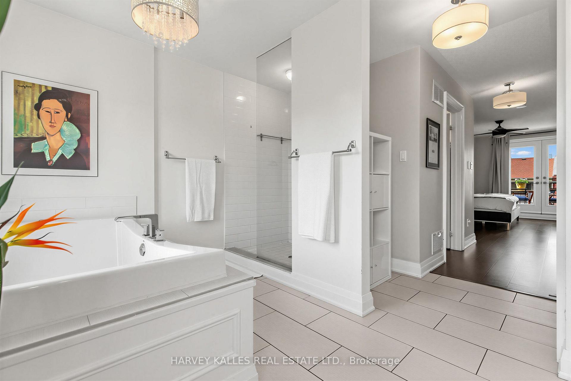 Photo 11 of 18 Sargent Lane, Toronto, East End-Danforth — HOMEH