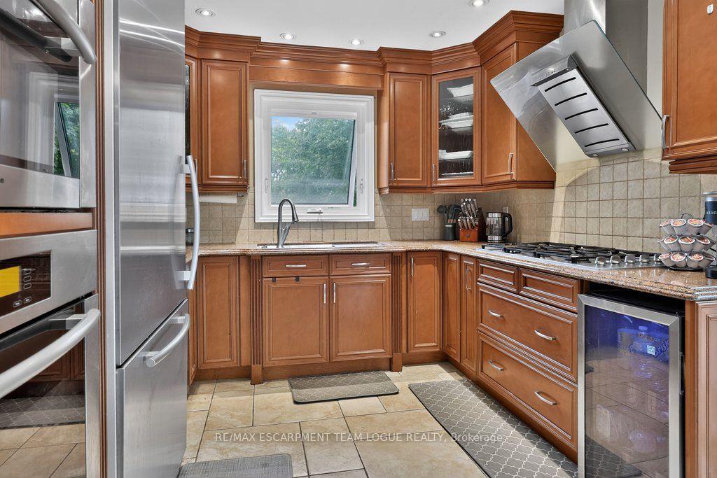 Photo 13 of 4194 Millcroft Park Drive, Burlington, Rose — HOMEH