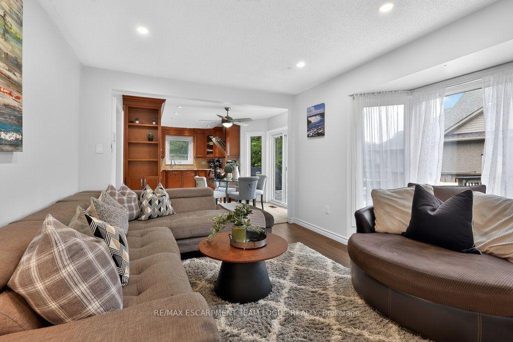Photo 14 of 4194 Millcroft Park Drive, Burlington, Rose — HOMEH