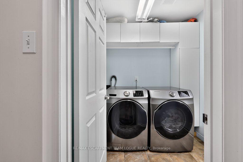Photo 17 of 4194 Millcroft Park Drive, Burlington, Rose — HOMEH
