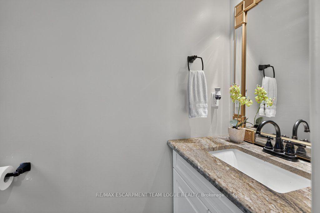 Photo 18 of 4194 Millcroft Park Drive, Burlington, Rose — HOMEH