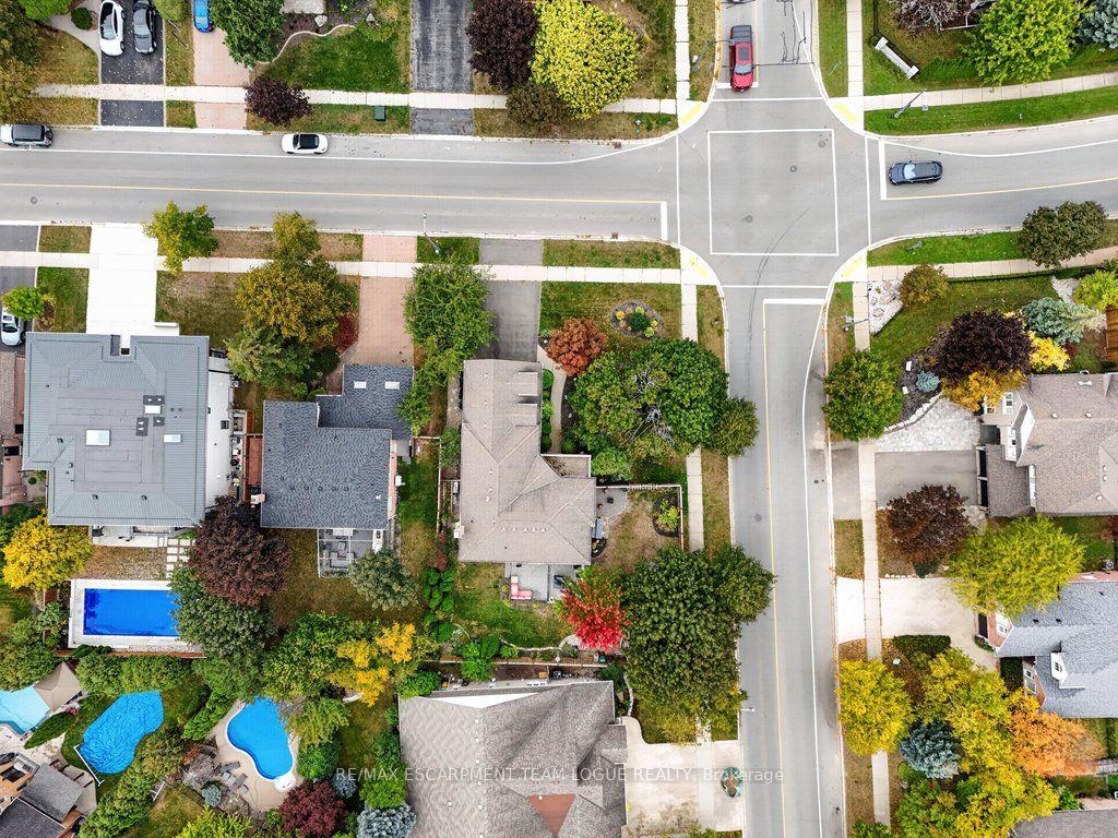 Photo 46 of 4194 Millcroft Park Drive, Burlington, Rose — HOMEH