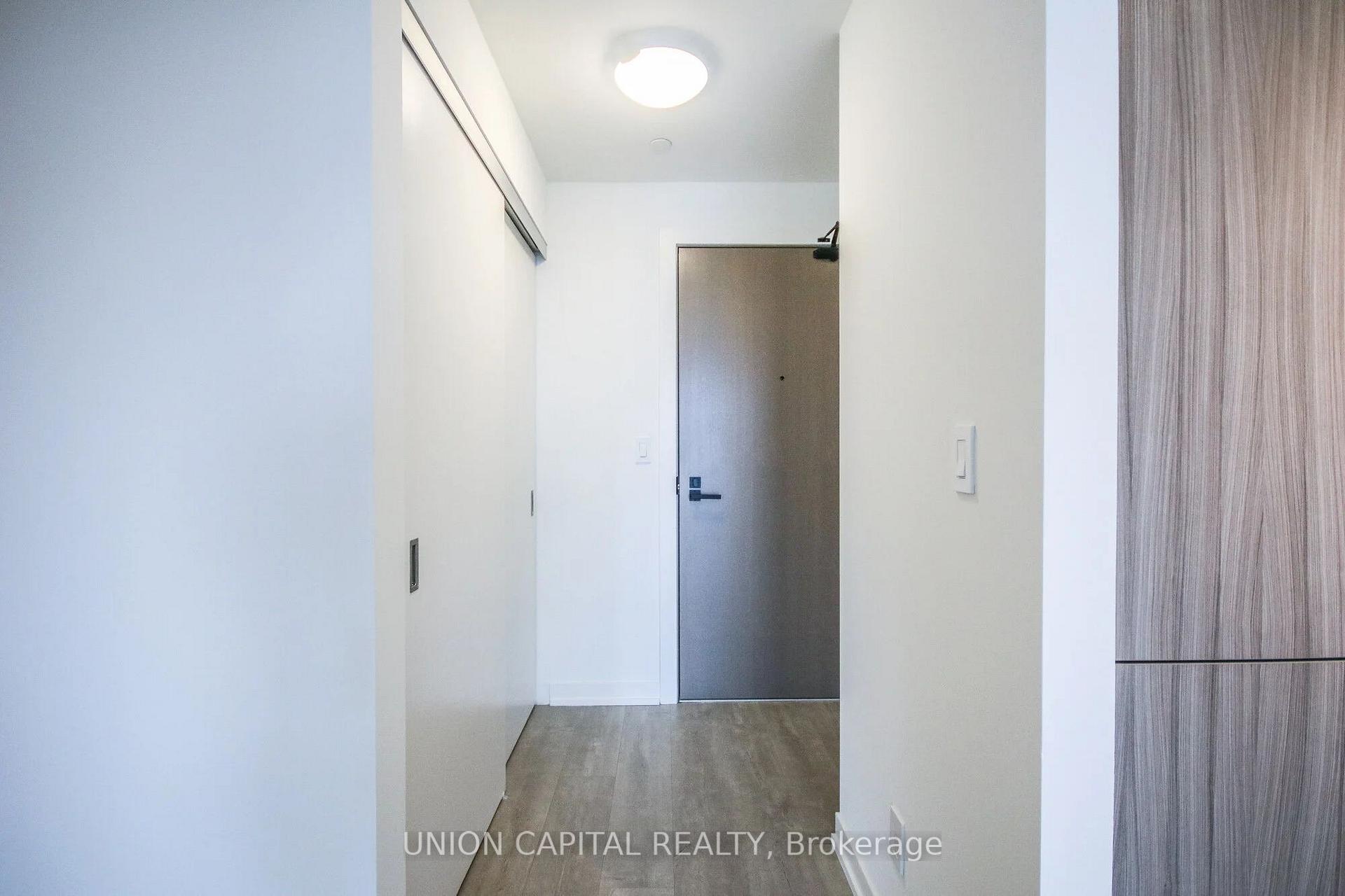 Photo 3 of Unit 510, 223 St Clair Avenue W, Toronto, Casa Loma — HOMEH