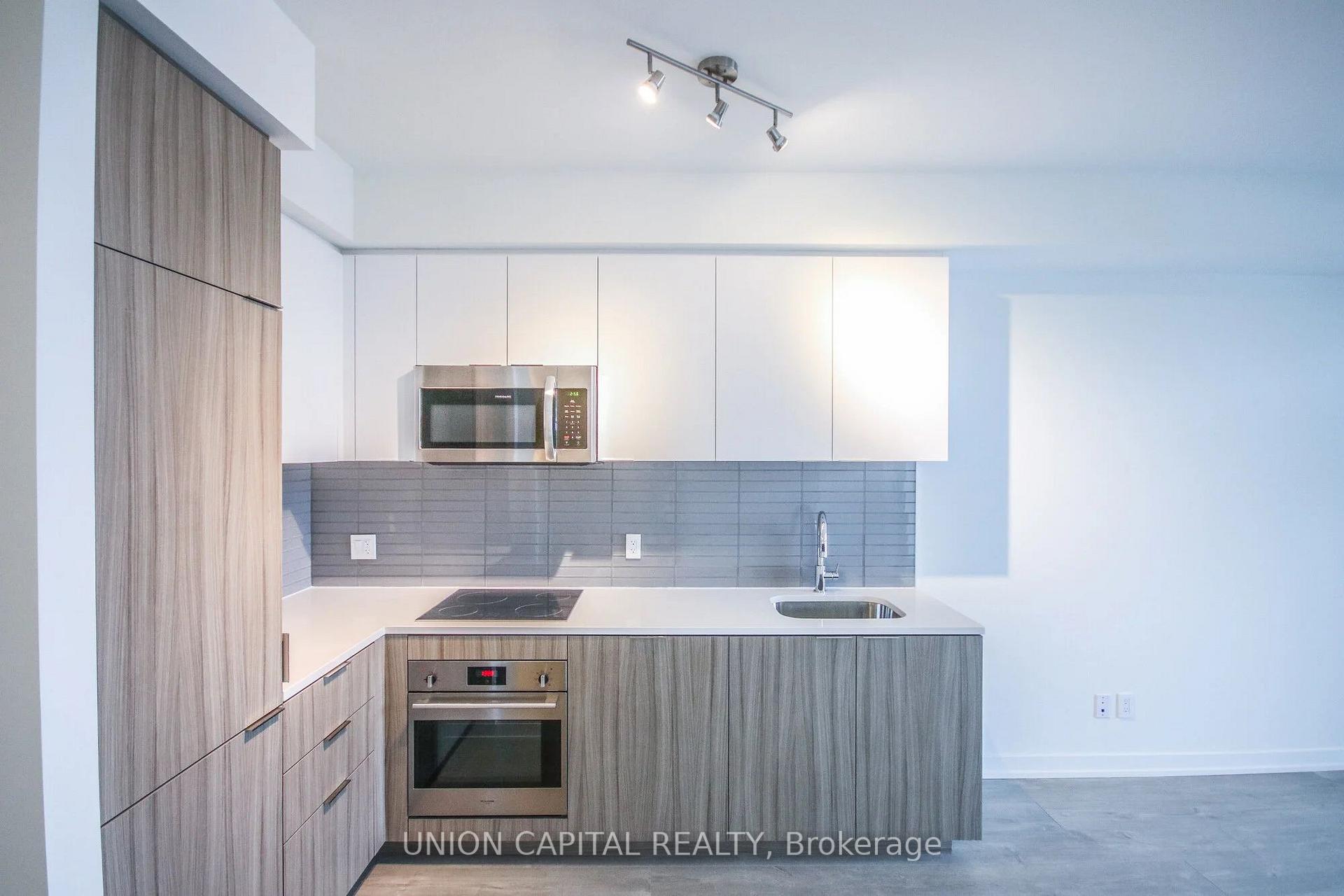 Photo 7 of Unit 510, 223 St Clair Avenue W, Toronto, Casa Loma — HOMEH