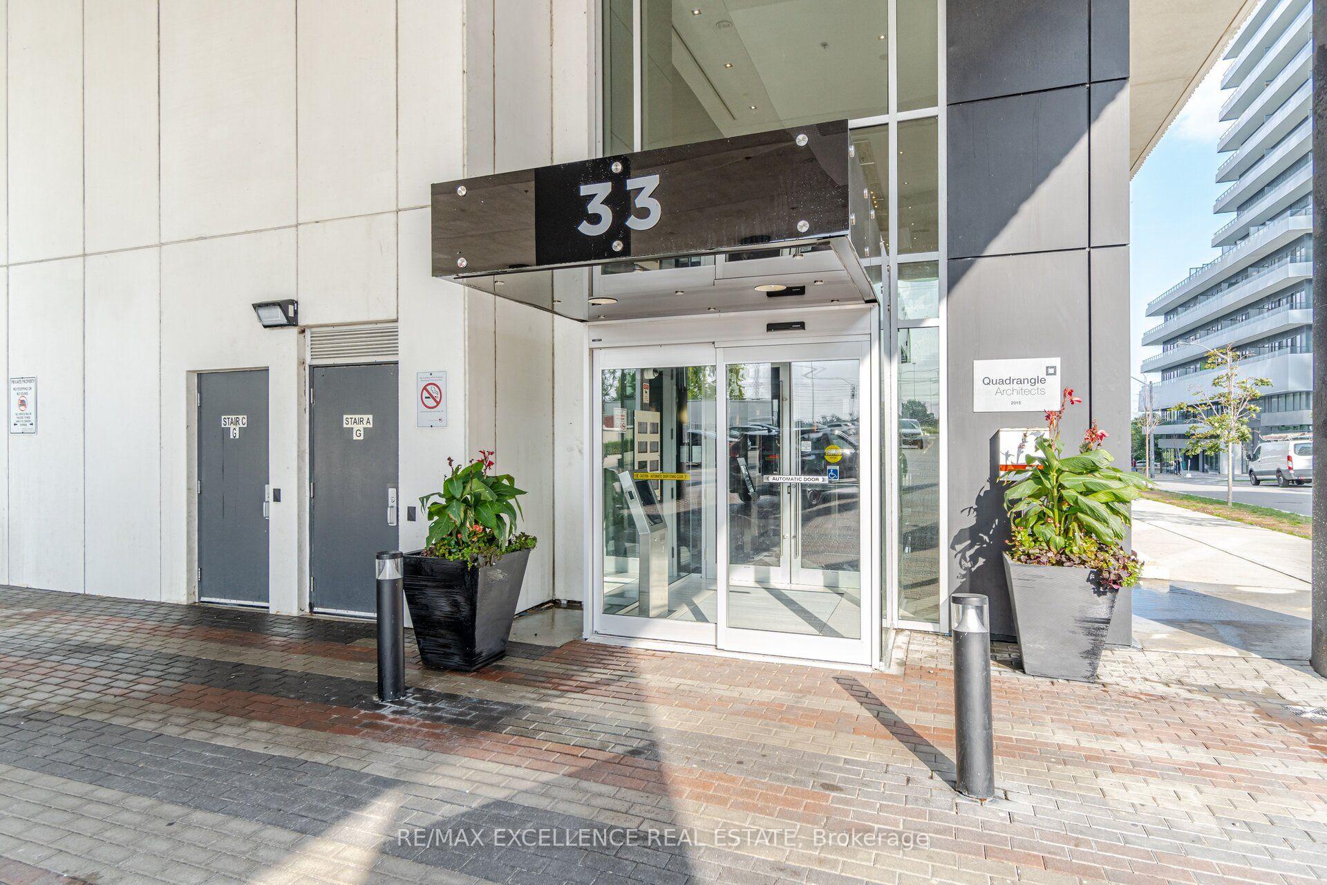 Photo 4 of Unit 1208, 33 Shore Breeze Drive, Etobicoke, Mimico — HOMEH
