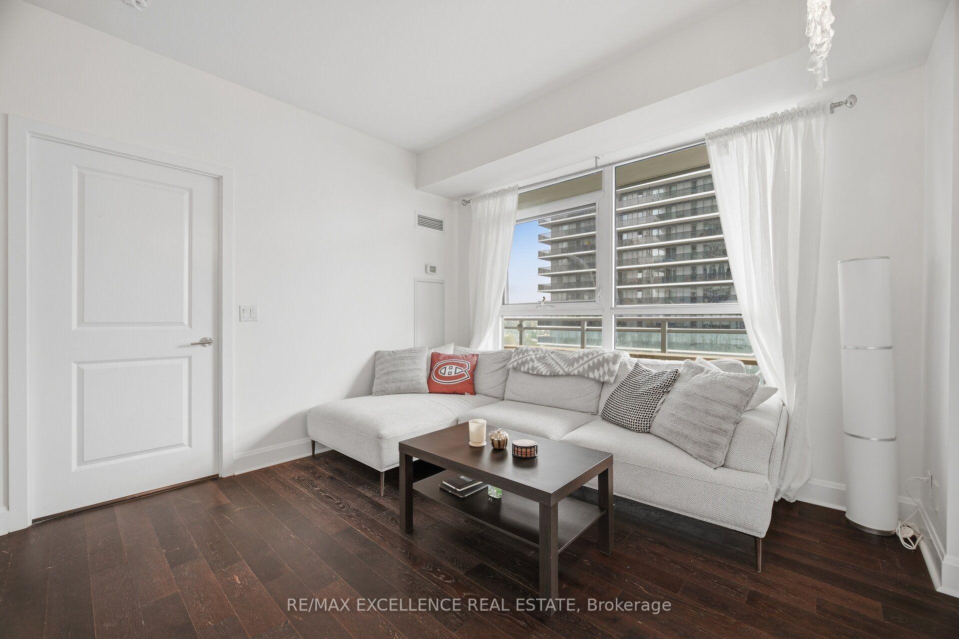 Photo 11 of Unit 1208, 33 Shore Breeze Drive, Etobicoke, Mimico — HOMEH