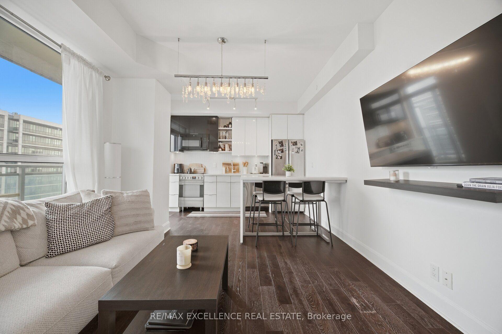Photo 13 of Unit 1208, 33 Shore Breeze Drive, Etobicoke, Mimico — HOMEH