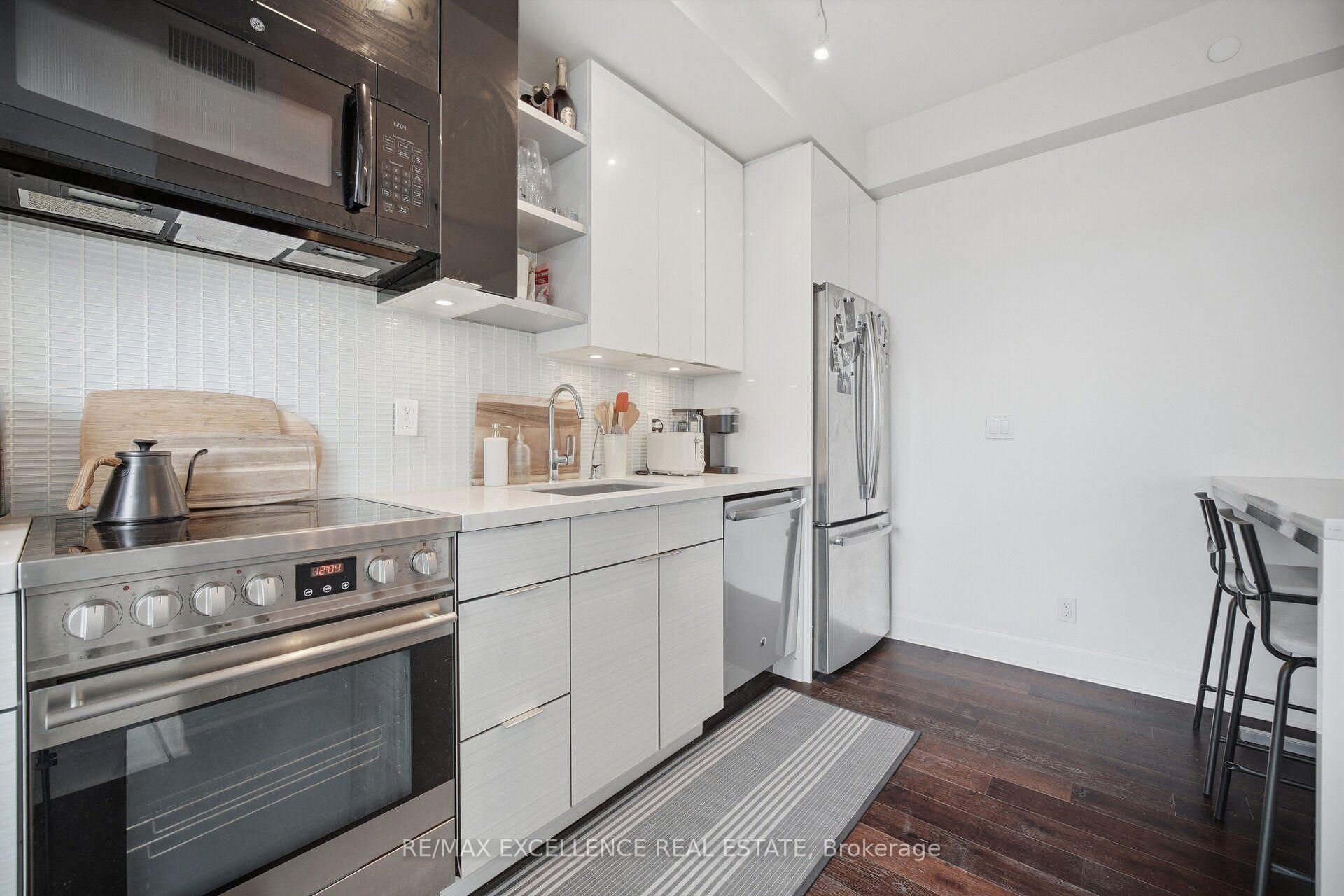 Photo 18 of Unit 1208, 33 Shore Breeze Drive, Etobicoke, Mimico — HOMEH