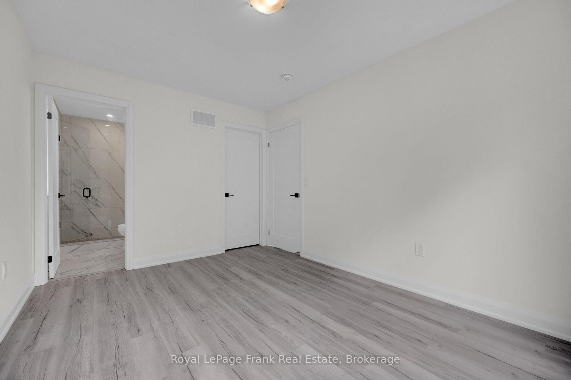 Photo 30 of 323 Anderson Avenue, Oshawa, McLaughlin — HOMEH
