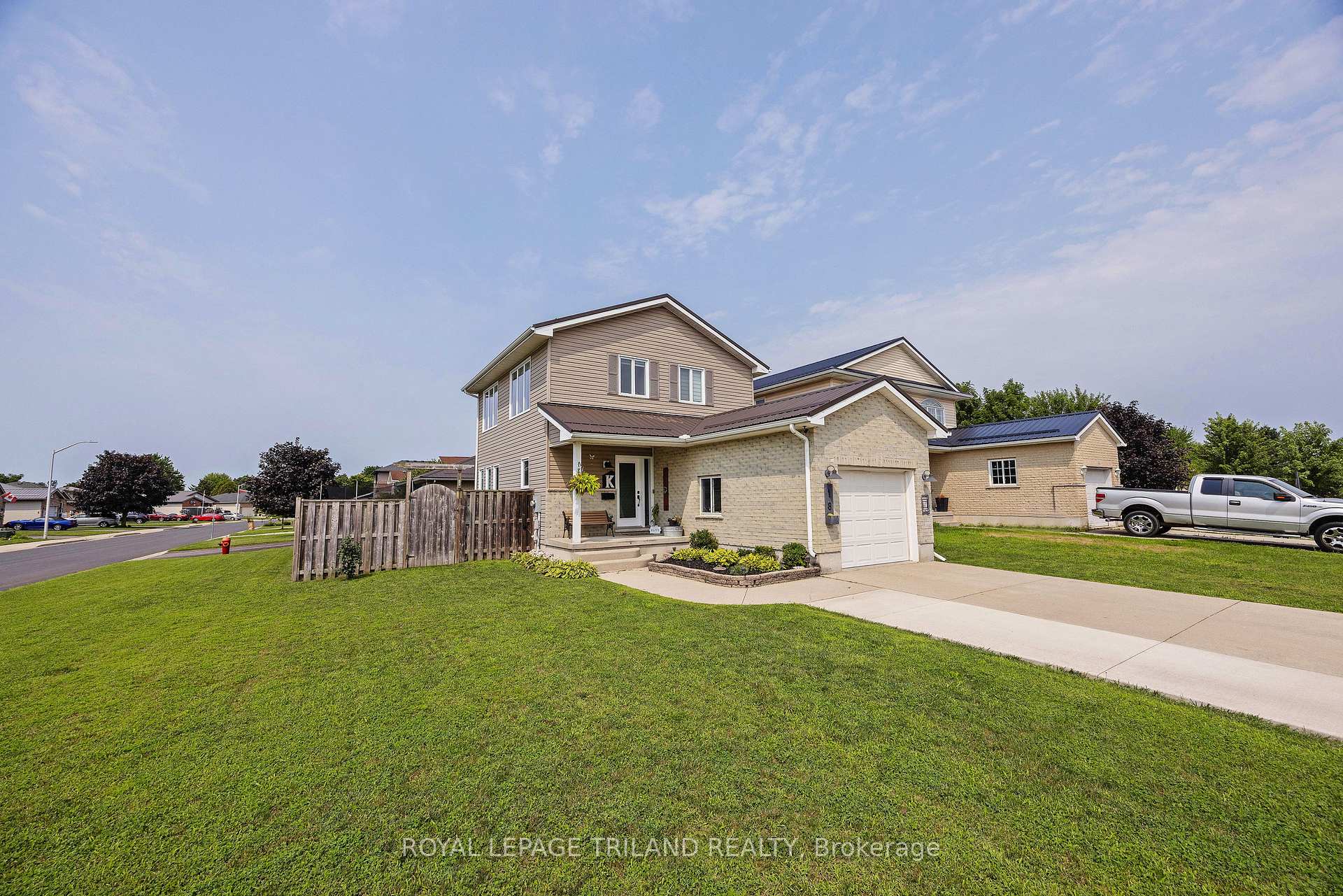 Photo 37 of 18 Tara Court, Aylmer — HOMEH