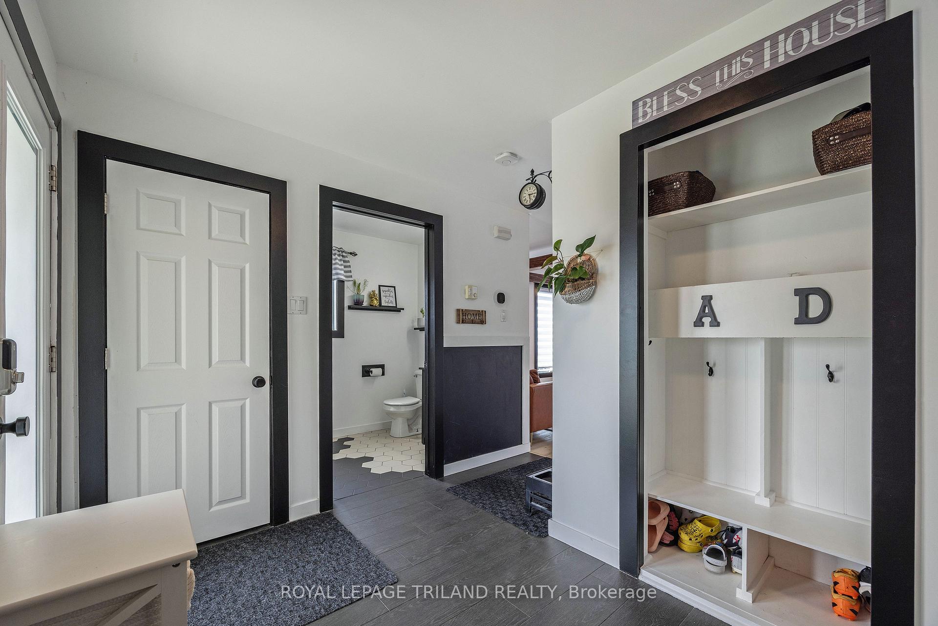 Photo 7 of 18 Tara Court, Aylmer — HOMEH