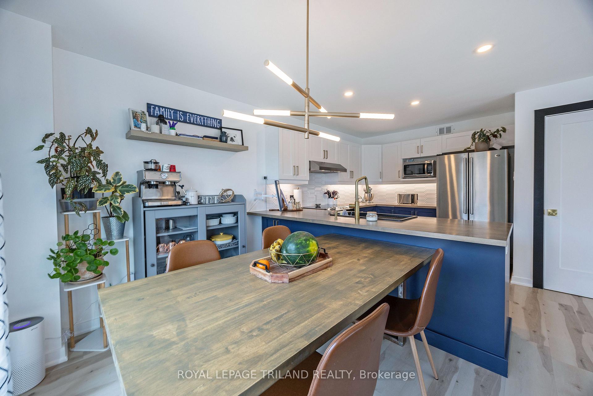Photo 16 of 18 Tara Court, Aylmer — HOMEH