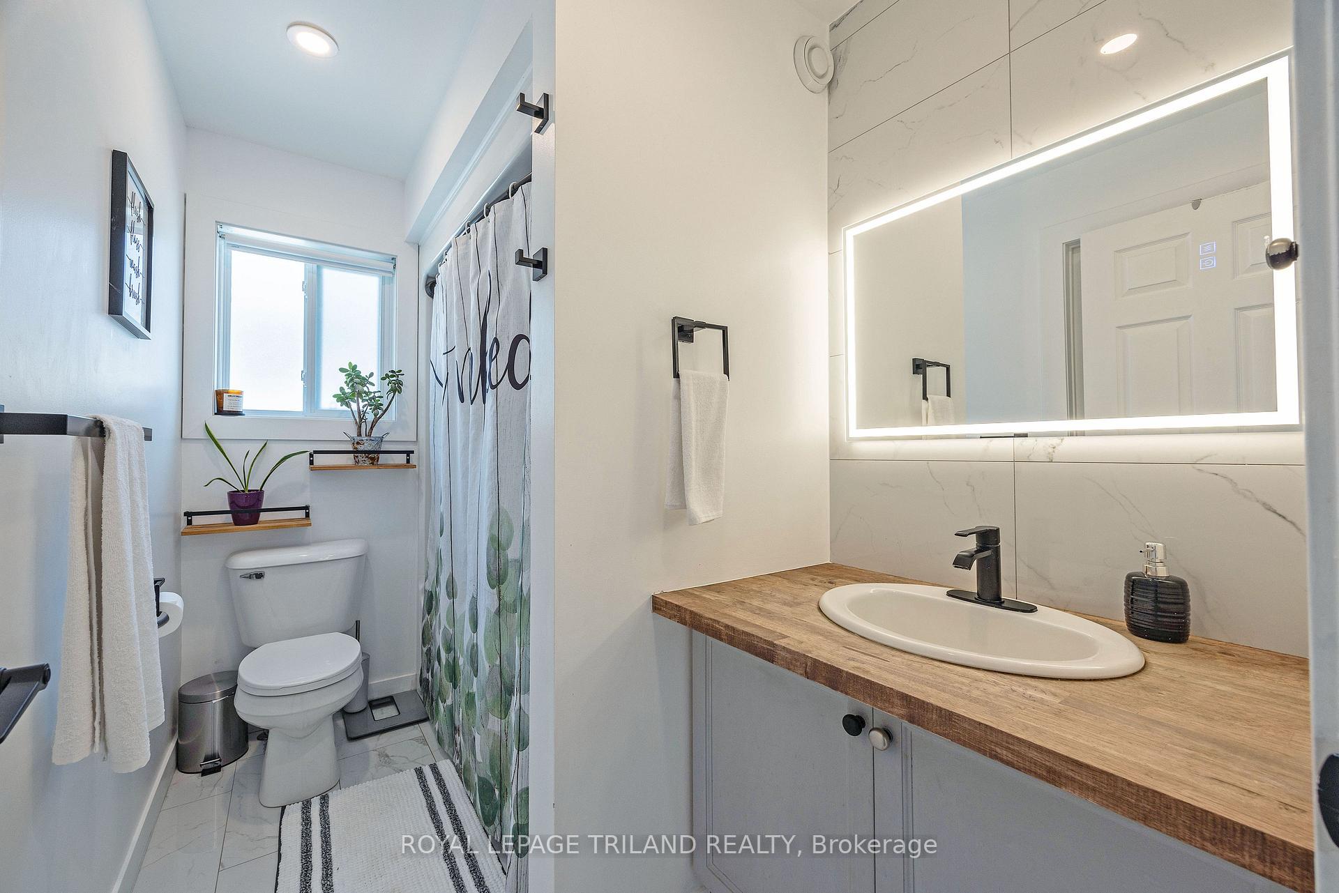Photo 20 of 18 Tara Court, Aylmer — HOMEH