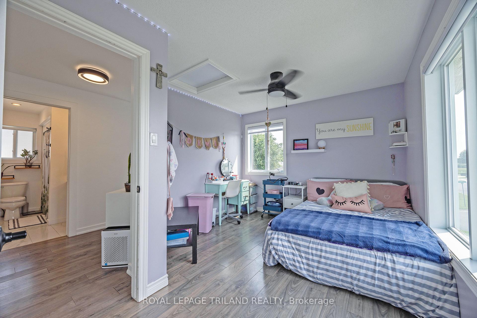 Photo 22 of 18 Tara Court, Aylmer — HOMEH