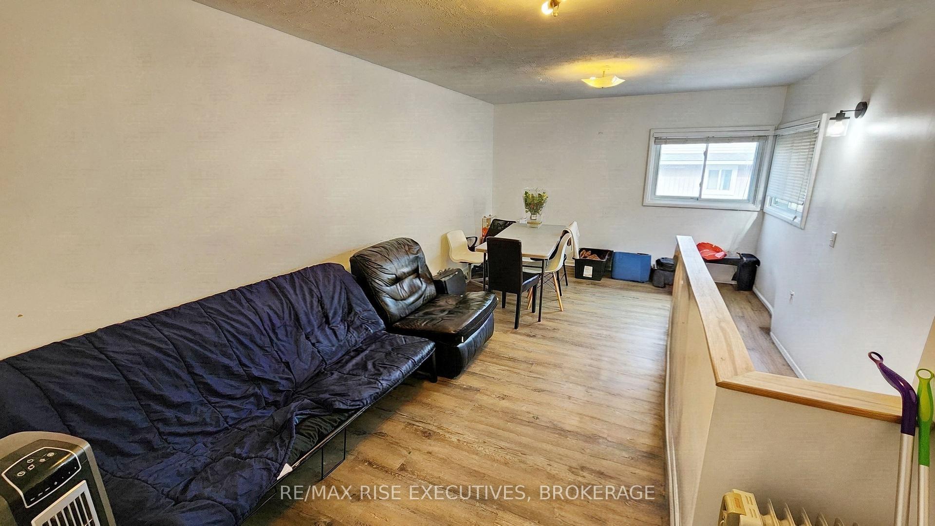 Photo 2 of 385 Alfred Street, Kingston, East of Sir John A. Blvd — HOMEH