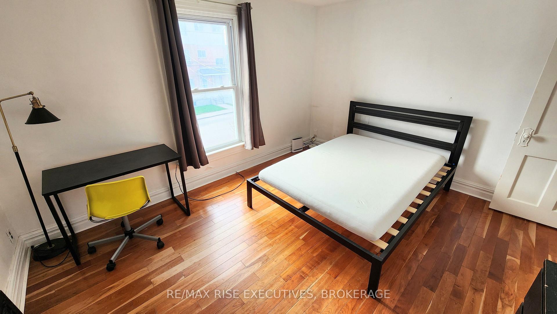 Photo 6 of 385 Alfred Street, Kingston, East of Sir John A. Blvd — HOMEH