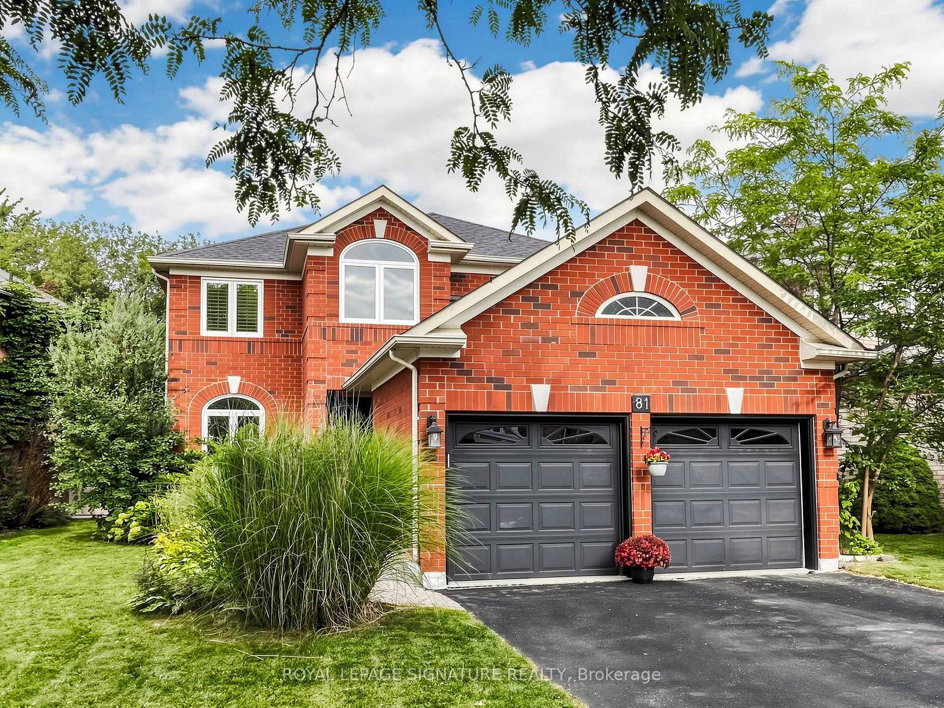 Photo 4 of 81 Pinnacle Trail, Aurora, Bayview Wellington — HOMEH