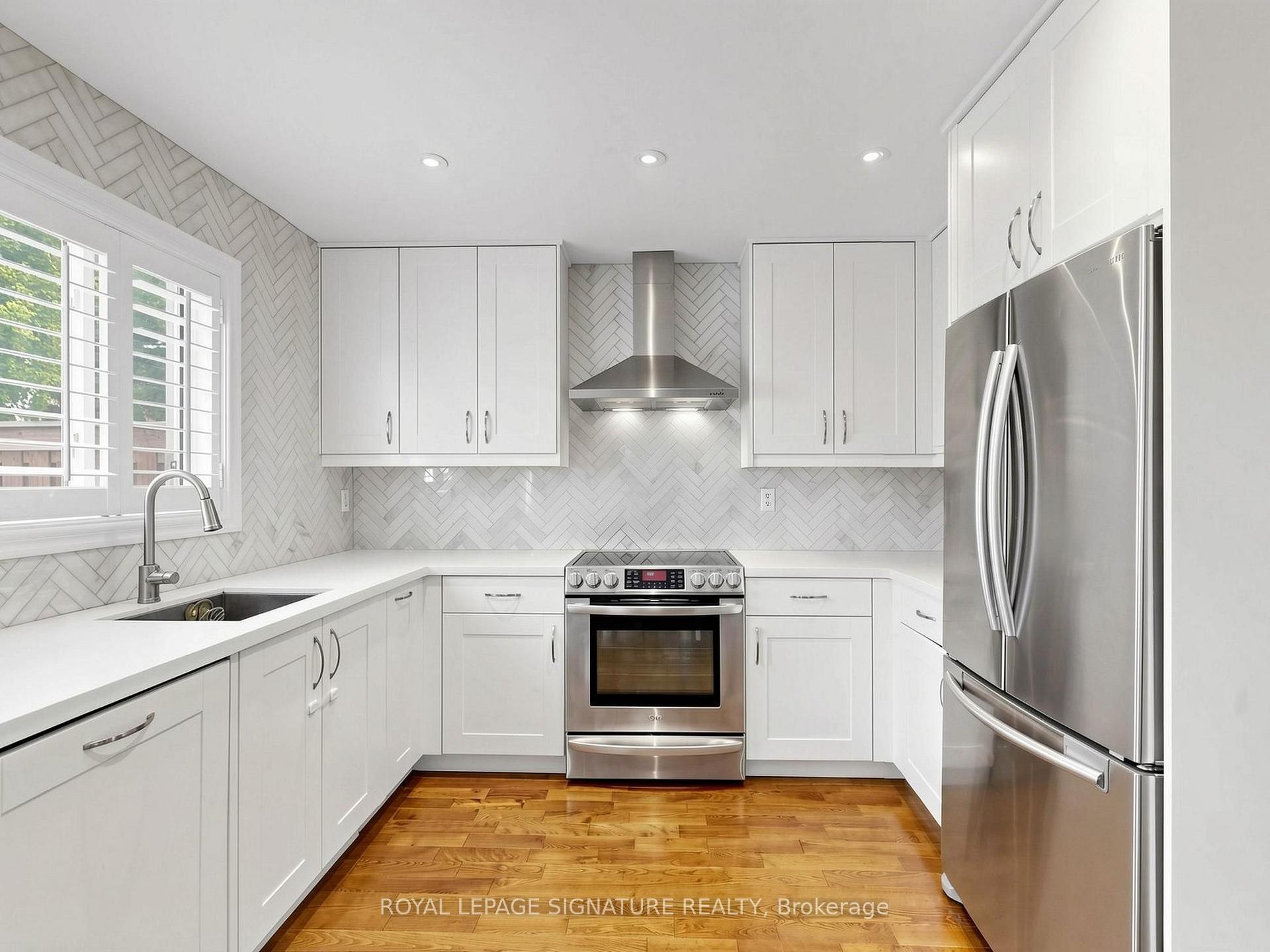 Photo 23 of 81 Pinnacle Trail, Aurora, Bayview Wellington — HOMEH