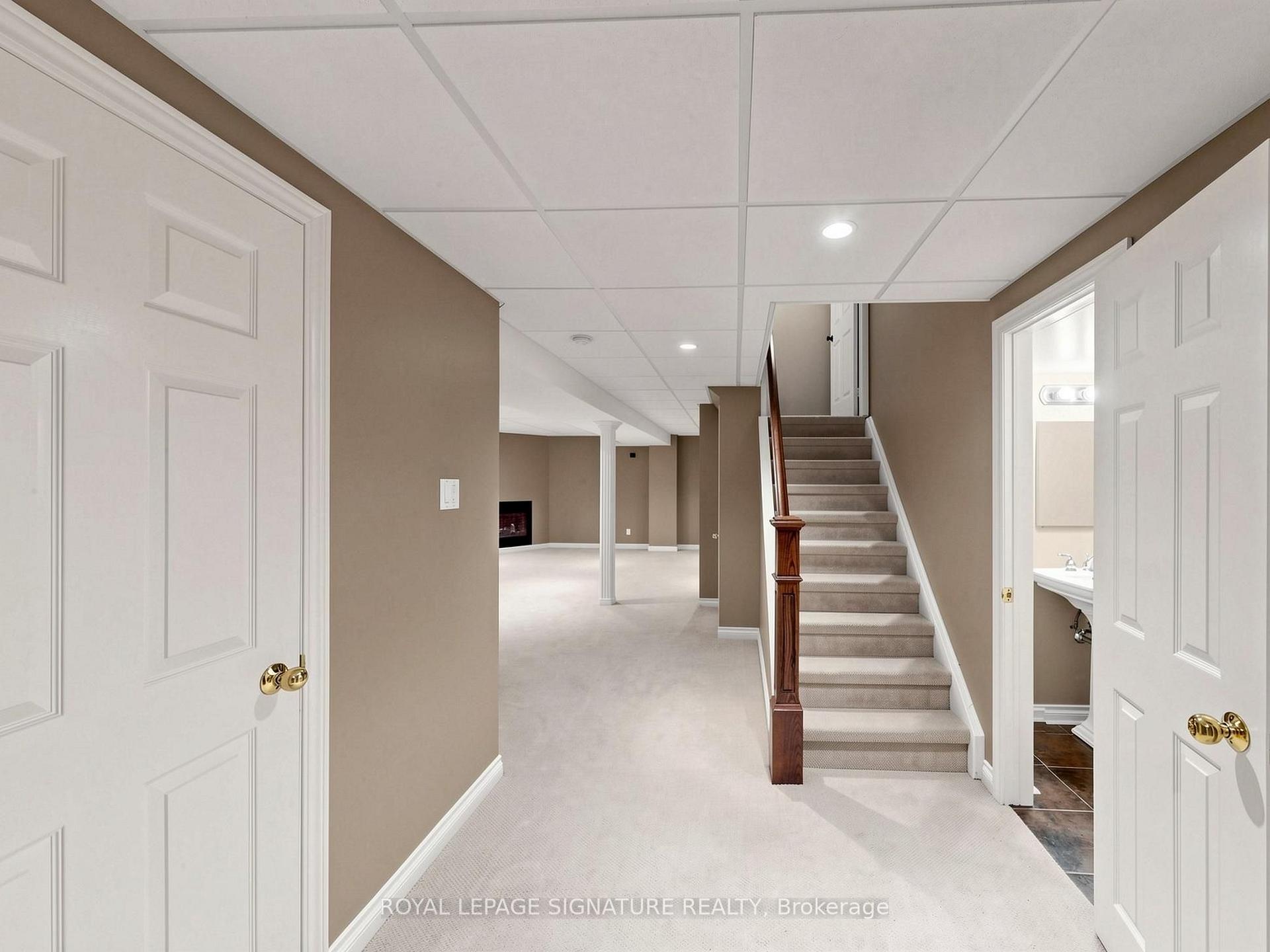 Photo 40 of 81 Pinnacle Trail, Aurora, Bayview Wellington — HOMEH