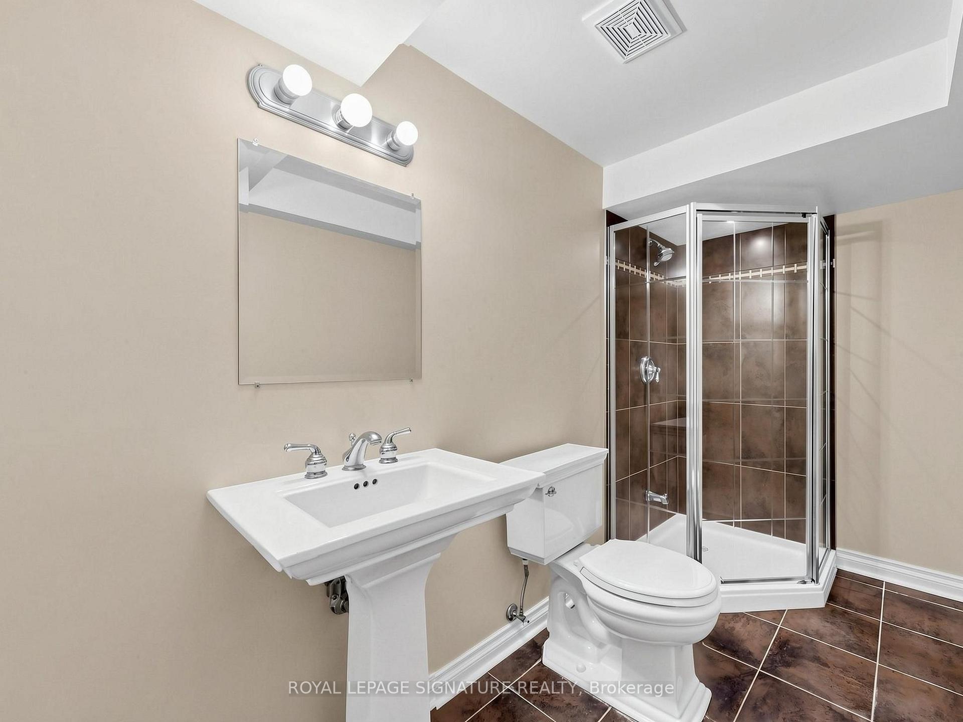 Photo 41 of 81 Pinnacle Trail, Aurora, Bayview Wellington — HOMEH