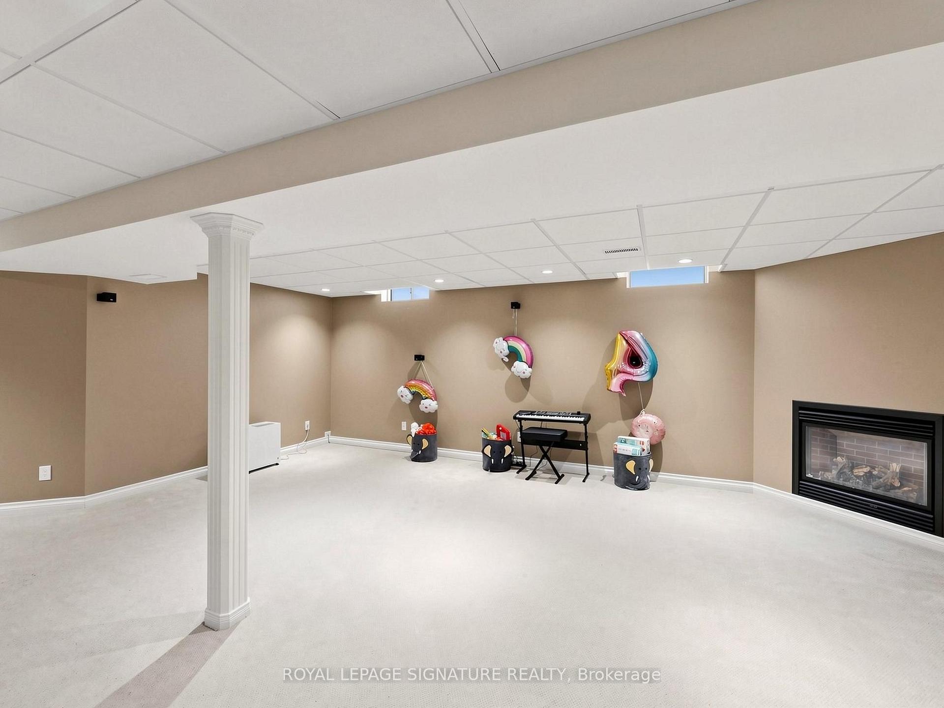 Photo 45 of 81 Pinnacle Trail, Aurora, Bayview Wellington — HOMEH