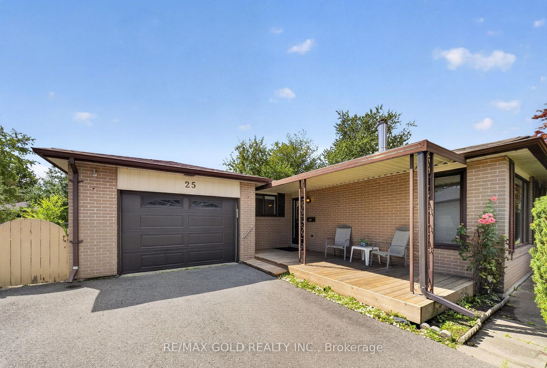 Photo 3 of 25 Drayton Crescent, Brampton, Southgate — HOMEH