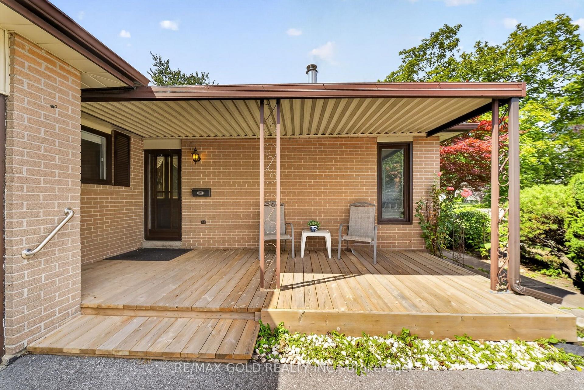 Photo 4 of 25 Drayton Crescent, Brampton, Southgate — HOMEH