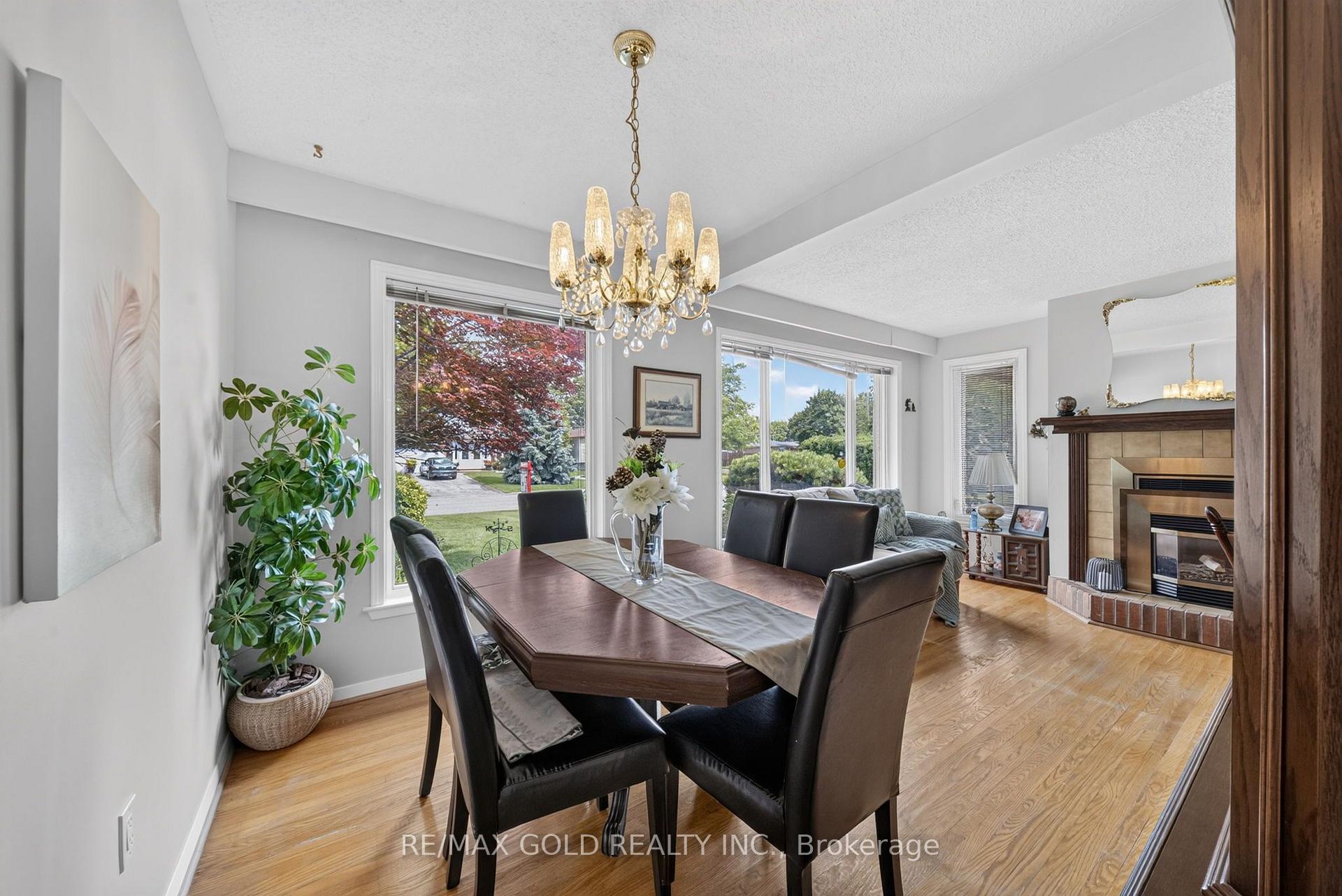 Photo 14 of 25 Drayton Crescent, Brampton, Southgate — HOMEH