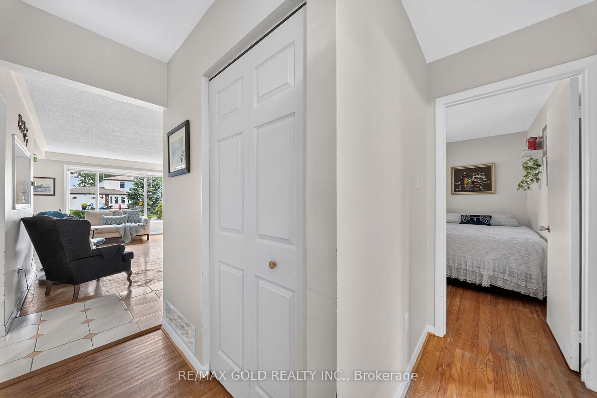 Photo 24 of 25 Drayton Crescent, Brampton, Southgate — HOMEH