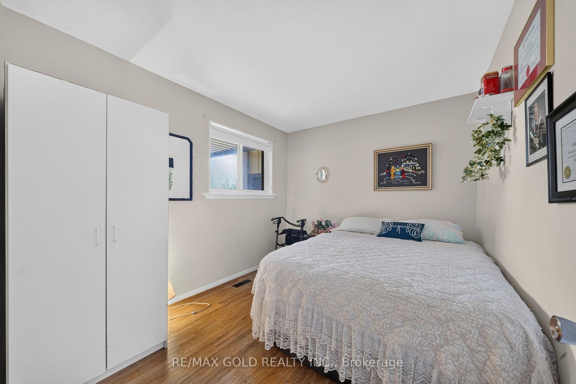 Photo 31 of 25 Drayton Crescent, Brampton, Southgate — HOMEH