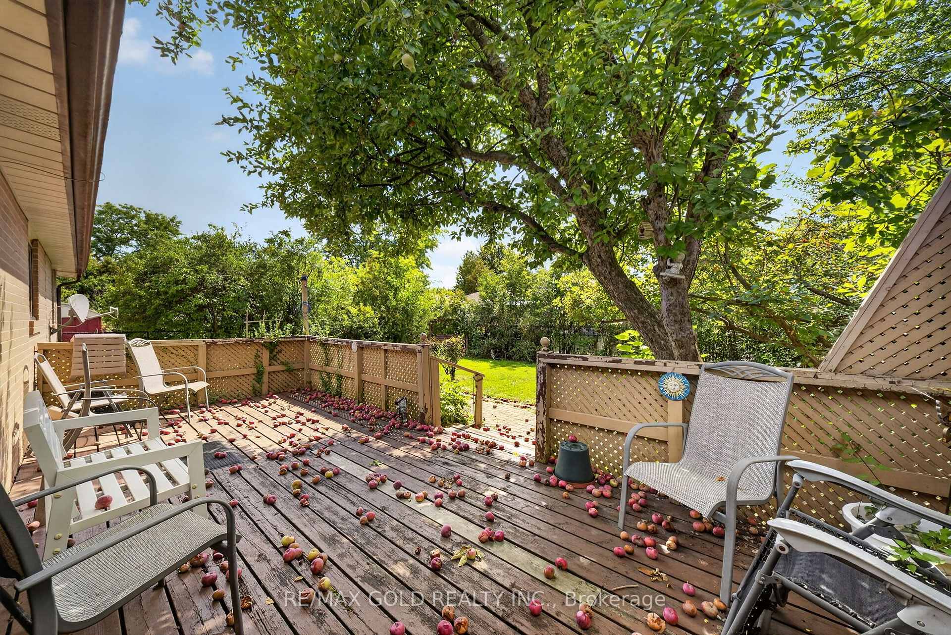 Photo 43 of 25 Drayton Crescent, Brampton, Southgate — HOMEH