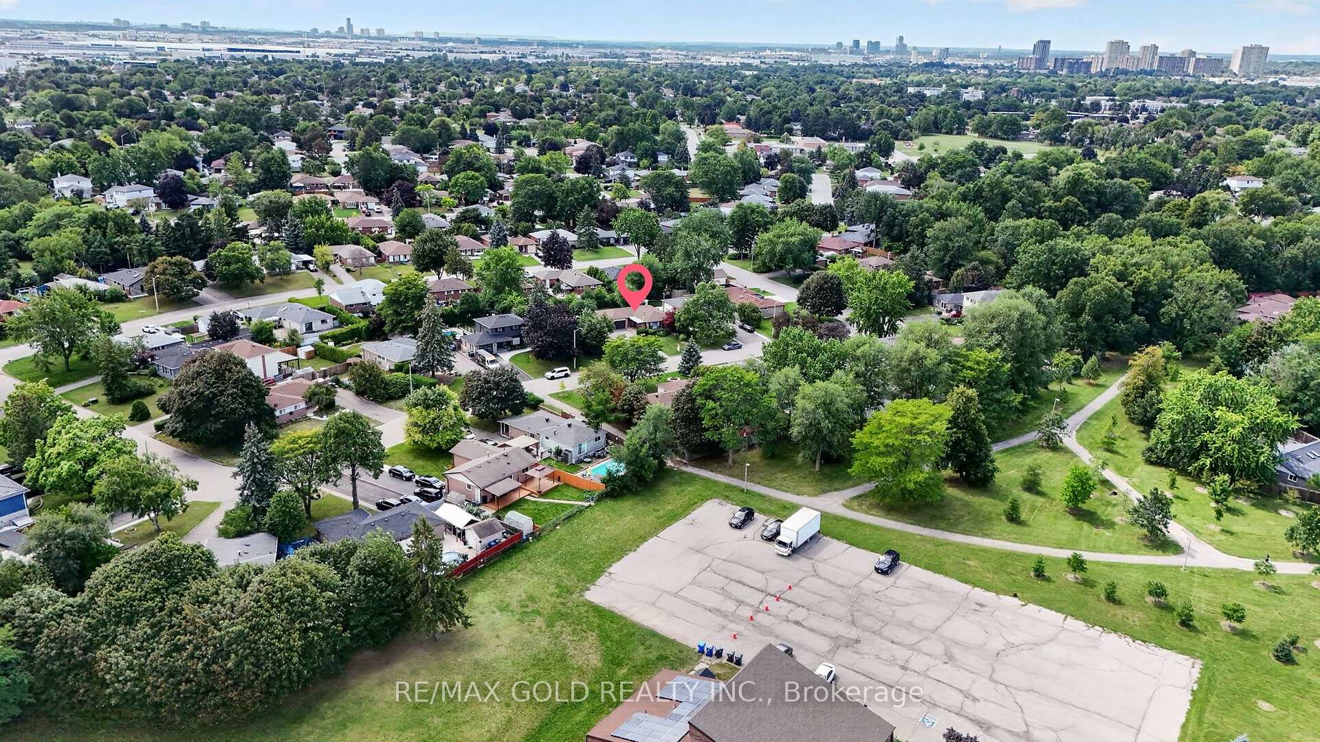 Photo 48 of 25 Drayton Crescent, Brampton, Southgate — HOMEH