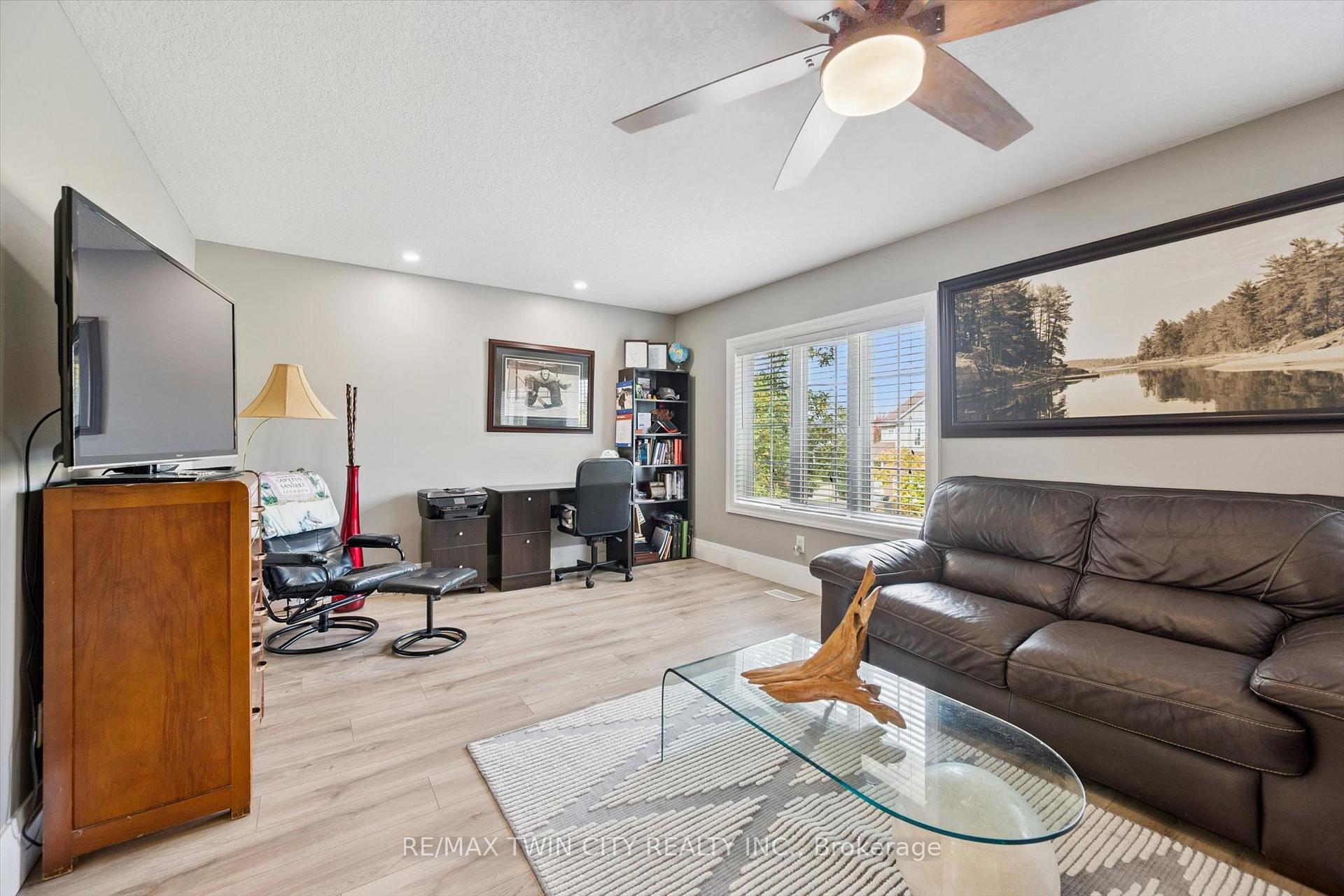 Photo 19 of Unit 9, 276 Sims Estate Drive, Kitchener, Grand River South — HOMEH