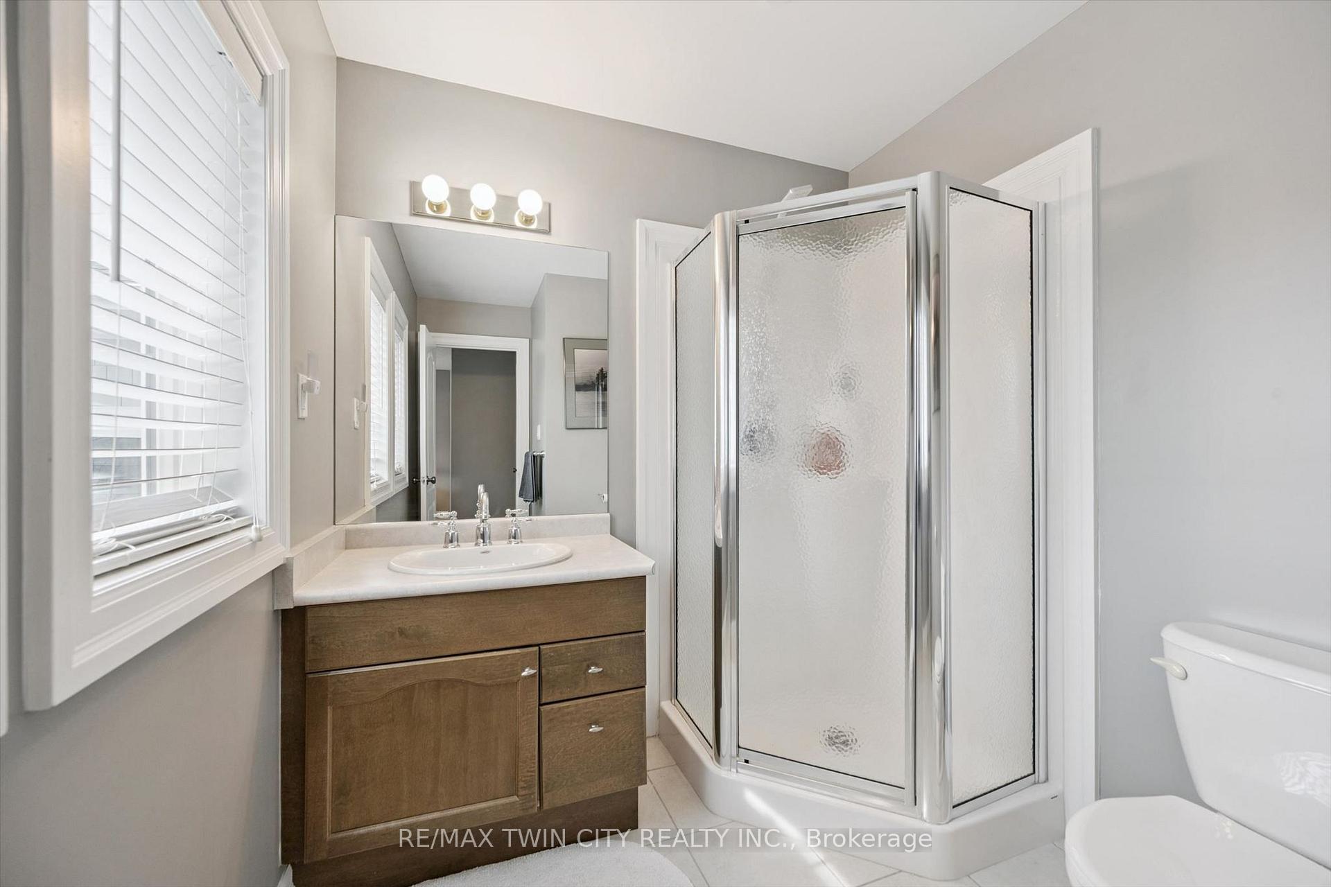 Photo 25 of Unit 9, 276 Sims Estate Drive, Kitchener, Grand River South — HOMEH