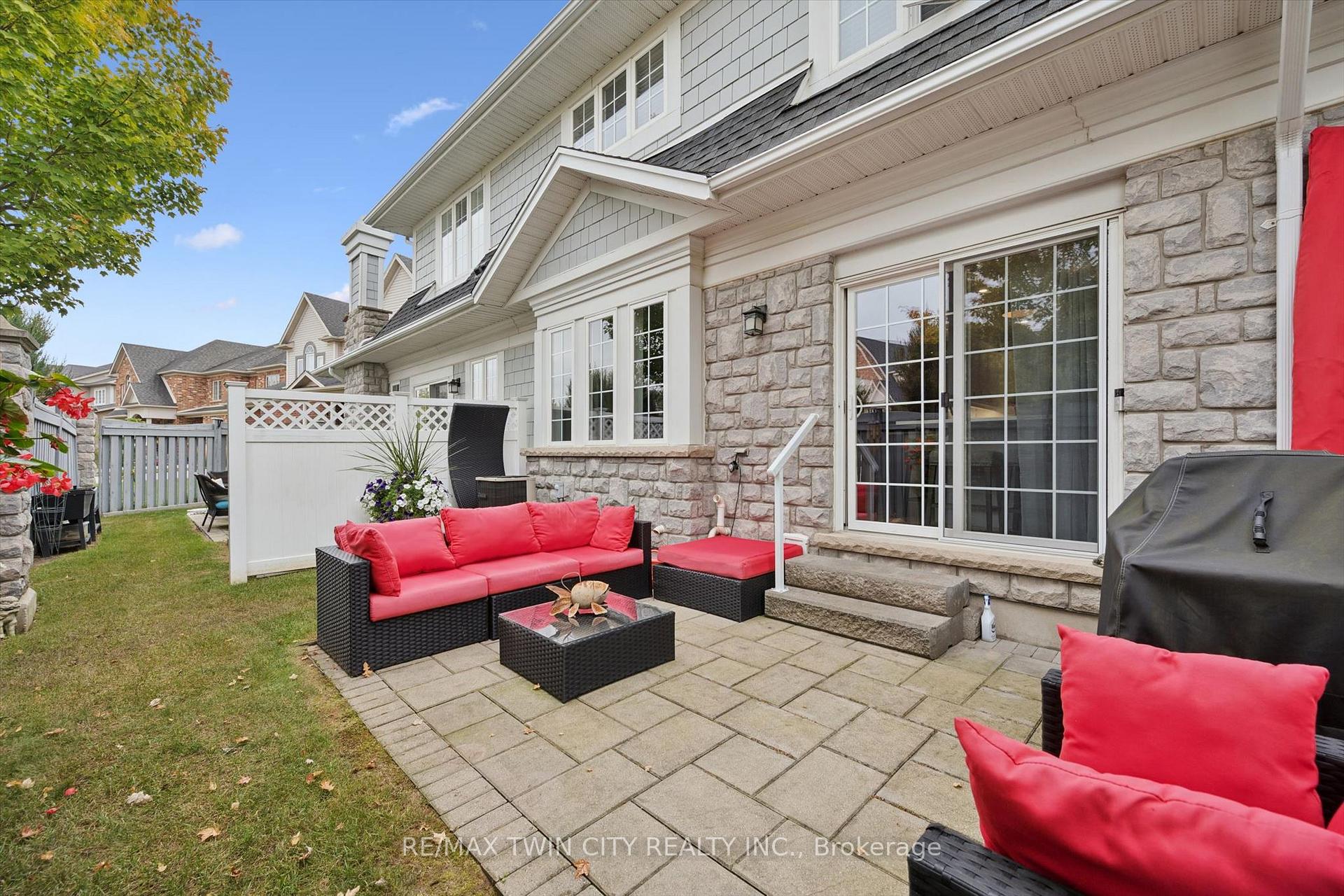 Photo 28 of Unit 9, 276 Sims Estate Drive, Kitchener, Grand River South — HOMEH