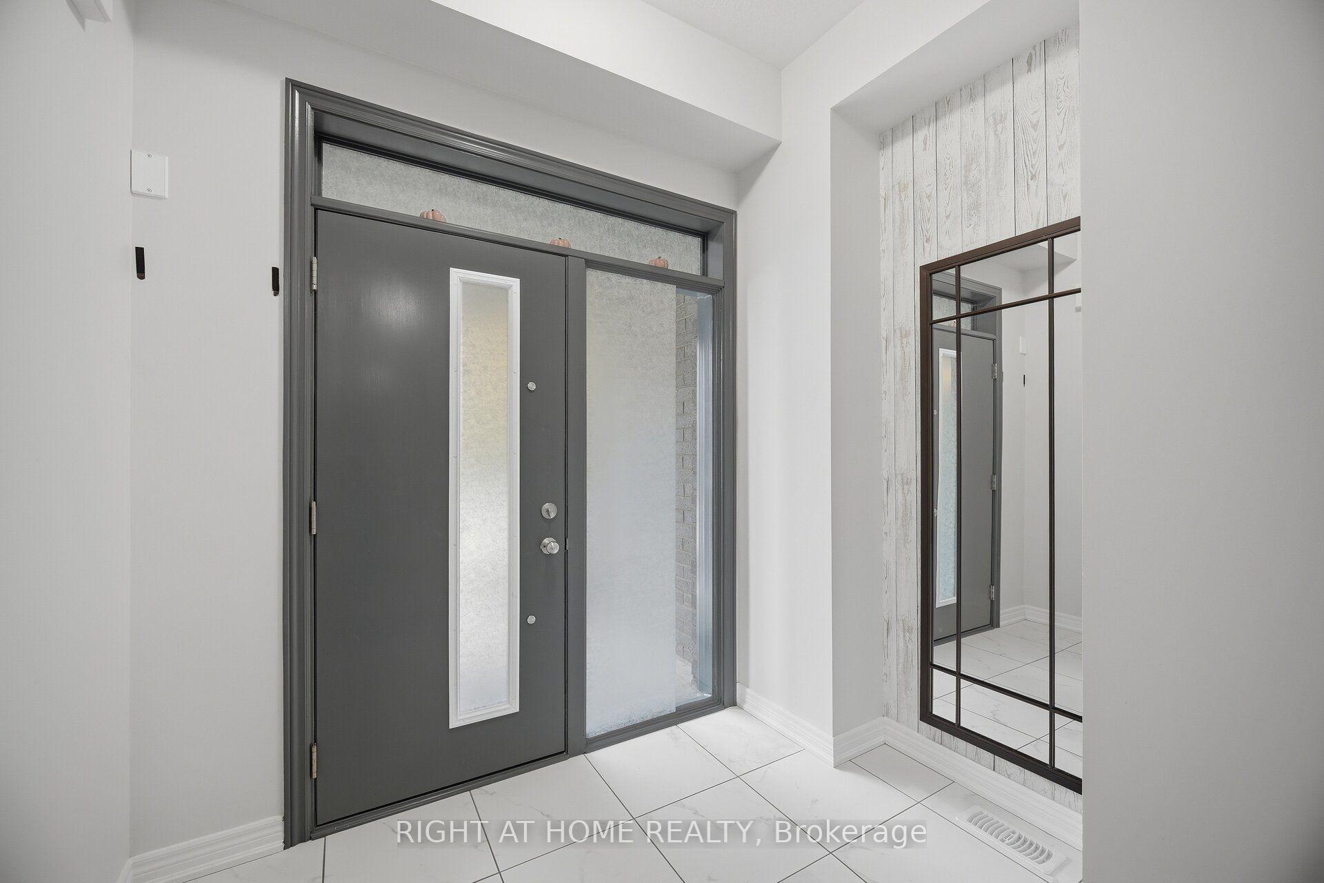 Photo 4 of Unit 79, 166 Deerpath Drive, Guelph, Willow West/Sugarbush/West Acres — HOMEH