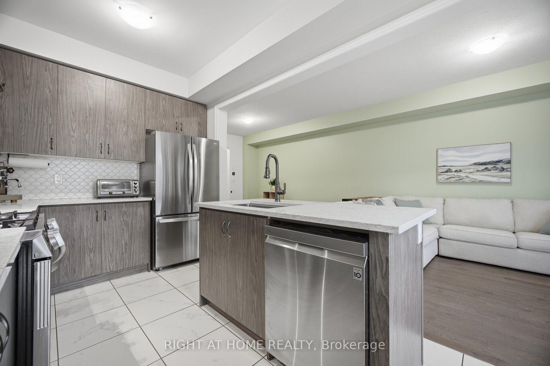 Photo 11 of Unit 79, 166 Deerpath Drive, Guelph, Willow West/Sugarbush/West Acres — HOMEH