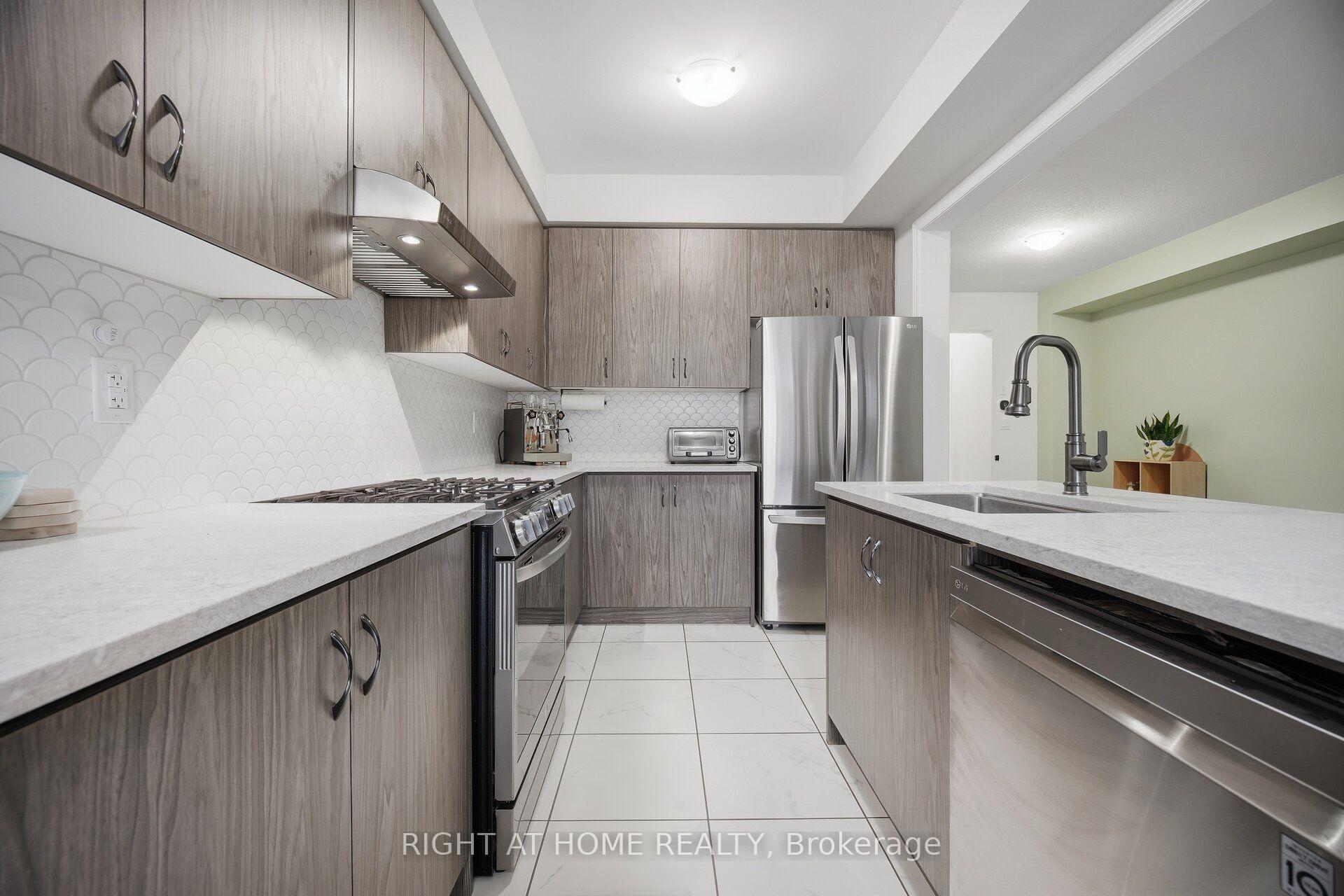 Photo 13 of Unit 79, 166 Deerpath Drive, Guelph, Willow West/Sugarbush/West Acres — HOMEH