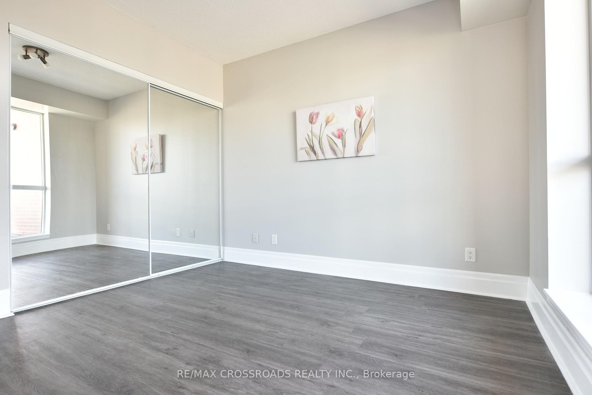 Photo 18 of Unit 505, 21 Upper Duke Crescent, Markham, Unionville — HOMEH