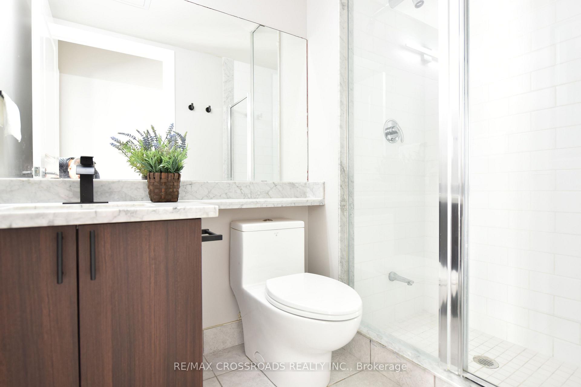 Photo 19 of Unit 505, 21 Upper Duke Crescent, Markham, Unionville — HOMEH