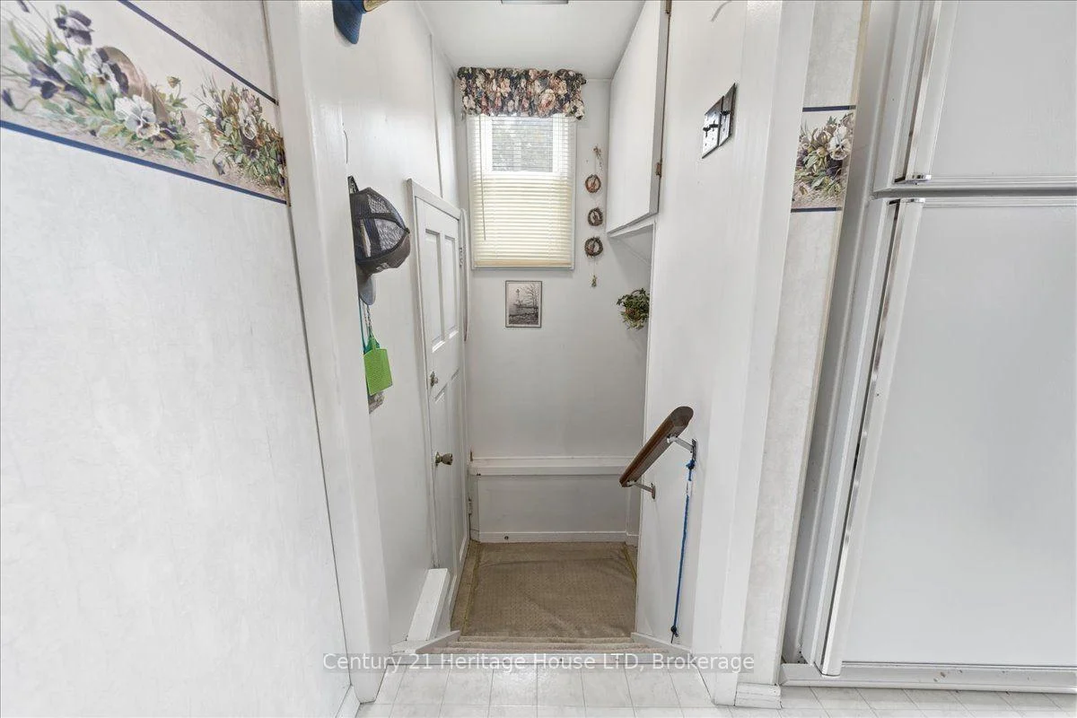Photo 24 of 26 Coventry Street, St. Catharines, E. Chester — HOMEH