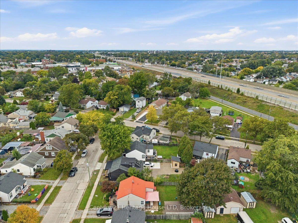 Photo 43 of 26 Coventry Street, St. Catharines, E. Chester — HOMEH