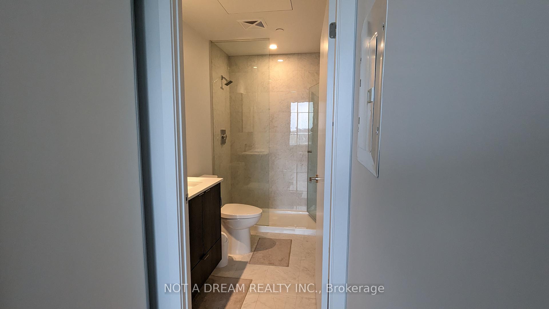 Photo 4 of Unit 1911, 1928 Lakeshore Boulevard W, Toronto, High Park-Swansea — HOMEH