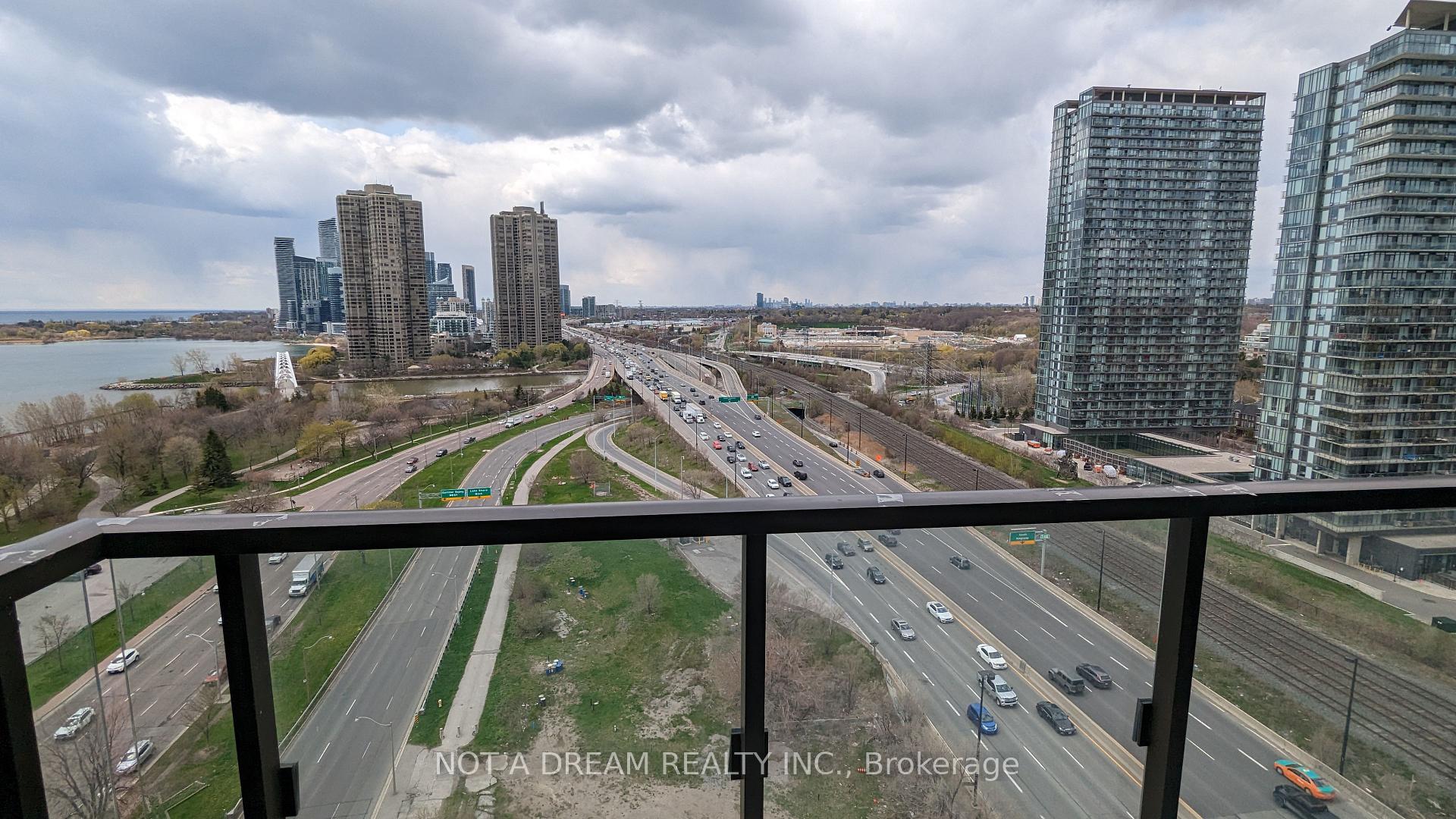 Photo 12 of Unit 1911, 1928 Lakeshore Boulevard W, Toronto, High Park-Swansea — HOMEH