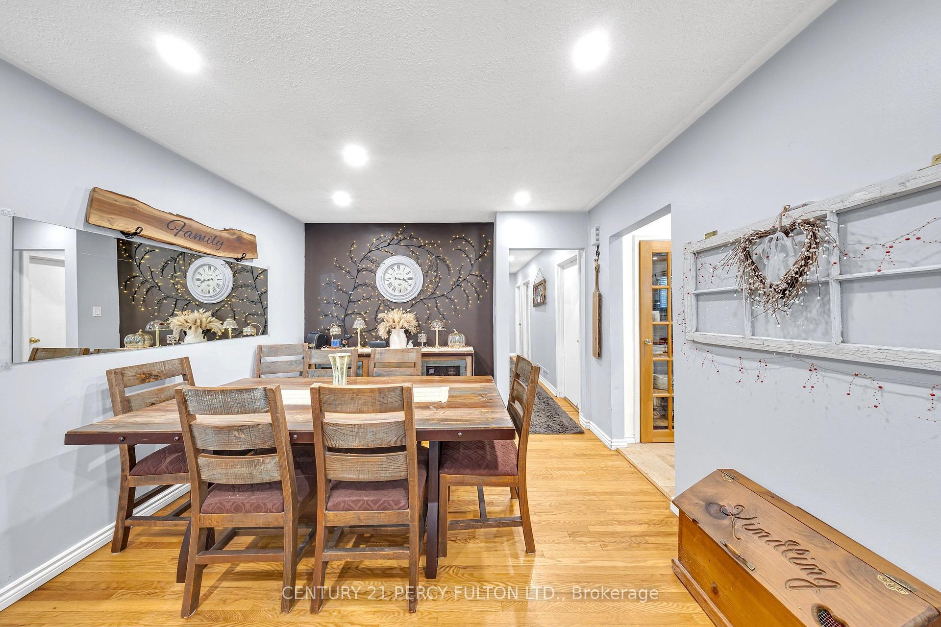 Photo 11 of 719 Balaton Avenue, Pickering, Bay Ridges — HOMEH