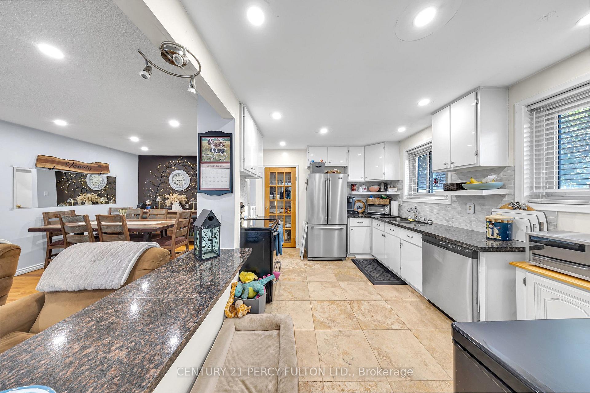Photo 12 of 719 Balaton Avenue, Pickering, Bay Ridges — HOMEH